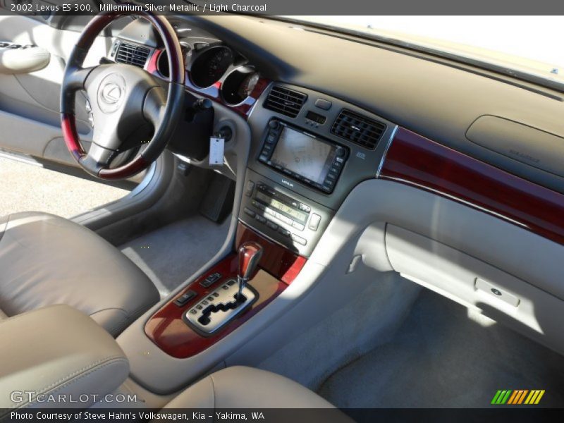 Millennium Silver Metallic / Light Charcoal 2002 Lexus ES 300