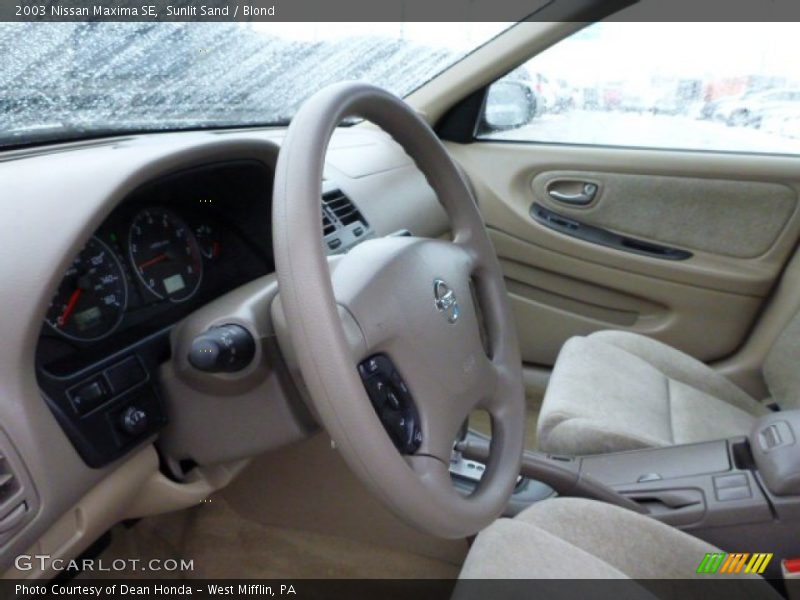 Sunlit Sand / Blond 2003 Nissan Maxima SE