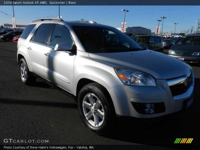 Quicksilver / Black 2009 Saturn Outlook XR AWD