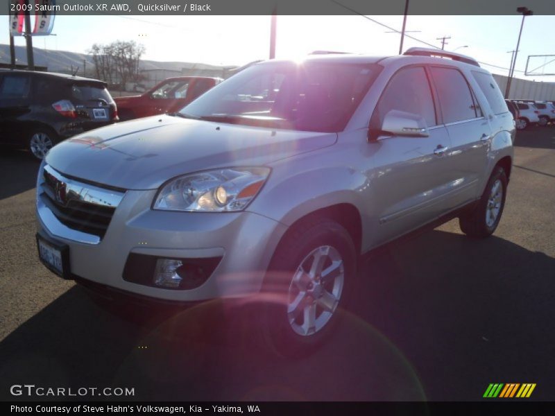 Quicksilver / Black 2009 Saturn Outlook XR AWD