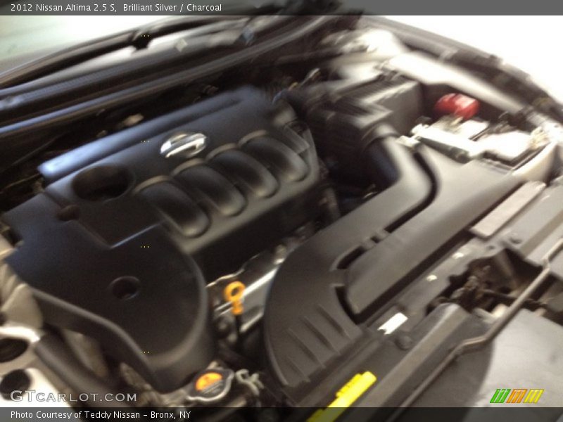 Brilliant Silver / Charcoal 2012 Nissan Altima 2.5 S