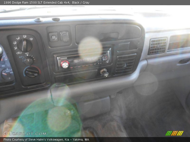 Black / Gray 1996 Dodge Ram 1500 SLT Extended Cab 4x4