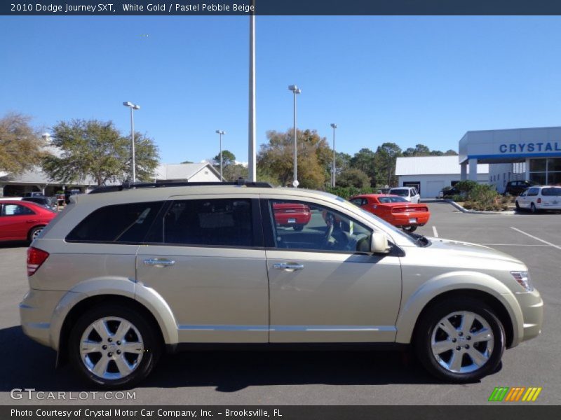 White Gold / Pastel Pebble Beige 2010 Dodge Journey SXT