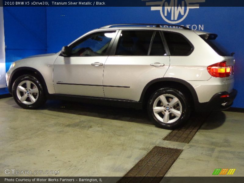 Titanium Silver Metallic / Black 2010 BMW X5 xDrive30i