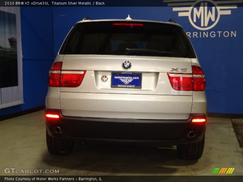 Titanium Silver Metallic / Black 2010 BMW X5 xDrive30i