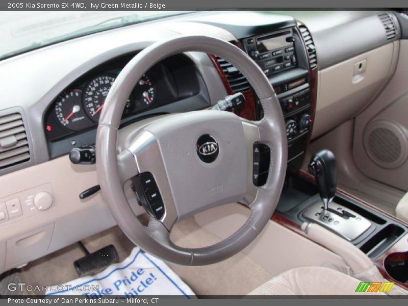 Ivy Green Metallic / Beige 2005 Kia Sorento EX 4WD