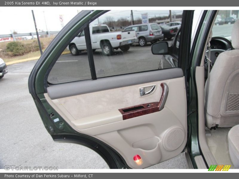 Ivy Green Metallic / Beige 2005 Kia Sorento EX 4WD