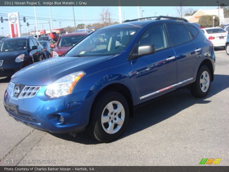Front 3/4 View of 2011 Rogue S