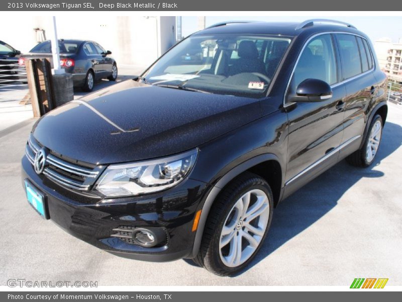 Deep Black Metallic / Black 2013 Volkswagen Tiguan SEL