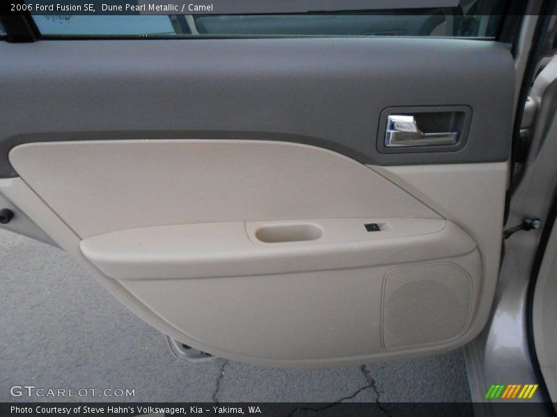 Dune Pearl Metallic / Camel 2006 Ford Fusion SE