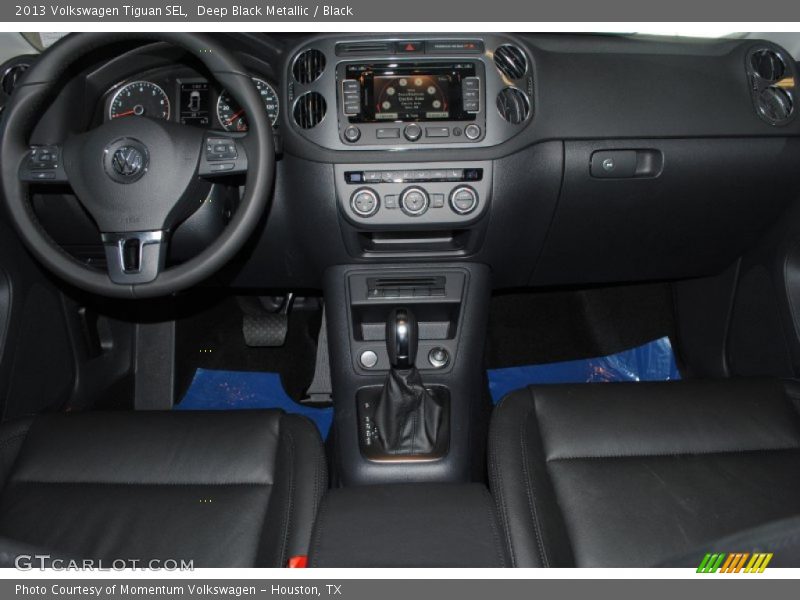 Deep Black Metallic / Black 2013 Volkswagen Tiguan SEL