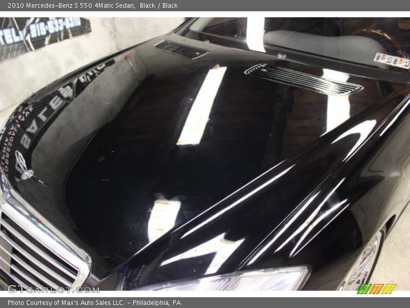 Black / Black 2010 Mercedes-Benz S 550 4Matic Sedan
