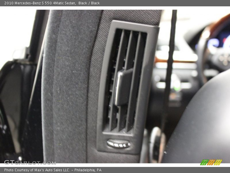 Black / Black 2010 Mercedes-Benz S 550 4Matic Sedan