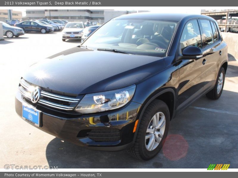 Deep Black Metallic / Black 2013 Volkswagen Tiguan S