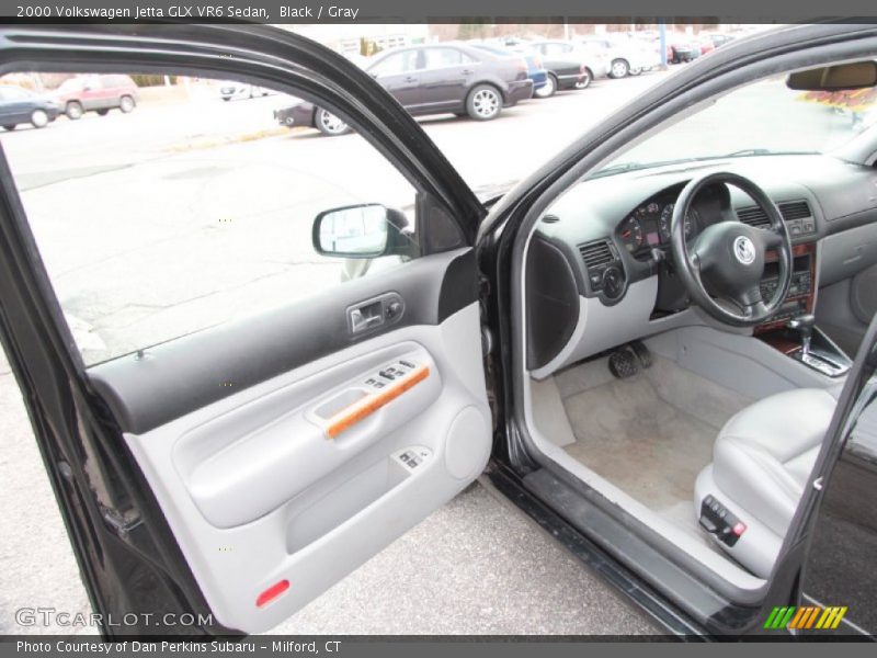 Black / Gray 2000 Volkswagen Jetta GLX VR6 Sedan
