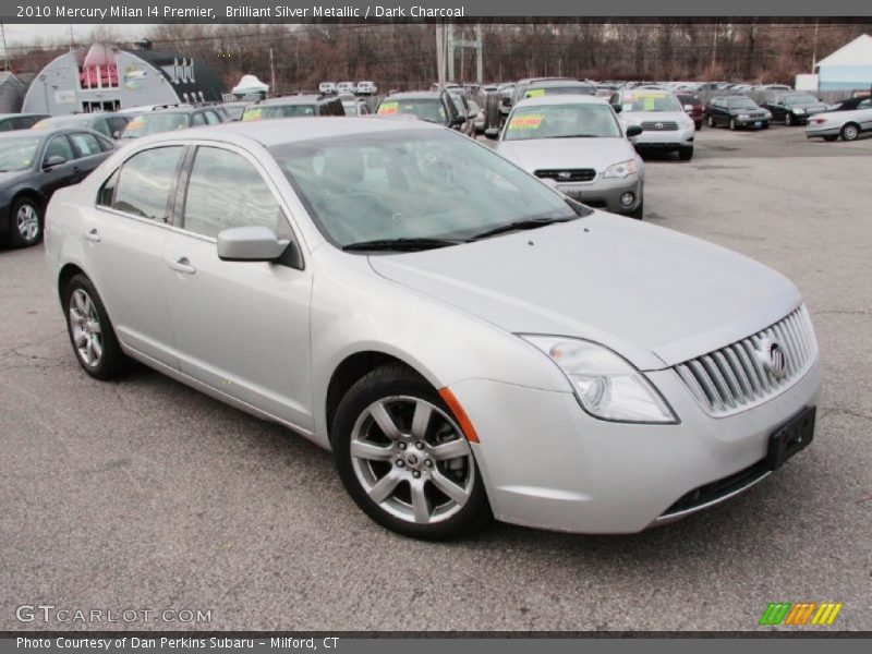 Front 3/4 View of 2010 Milan I4 Premier