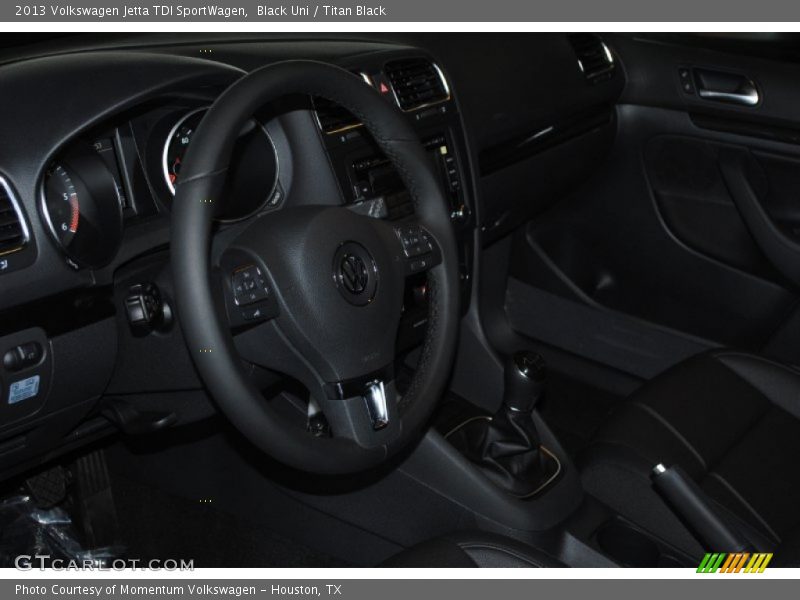 Black Uni / Titan Black 2013 Volkswagen Jetta TDI SportWagen