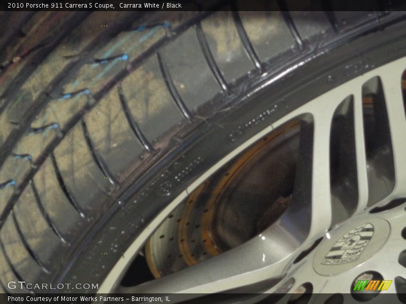 Carrara White / Black 2010 Porsche 911 Carrera S Coupe