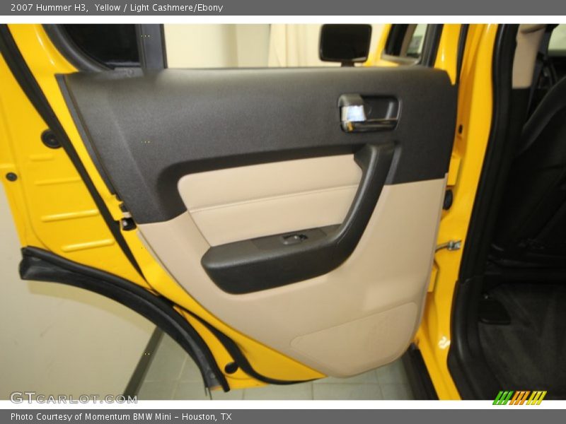 Door Panel of 2007 H3 