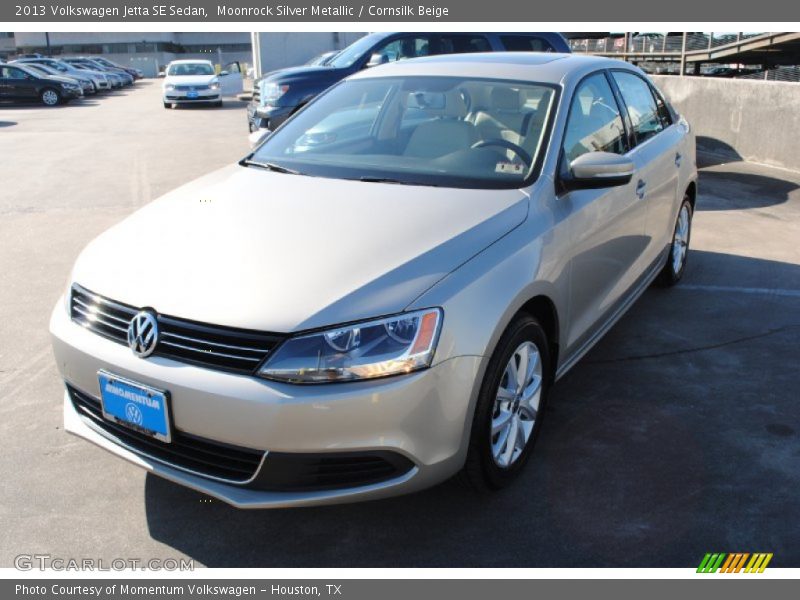 Moonrock Silver Metallic / Cornsilk Beige 2013 Volkswagen Jetta SE Sedan