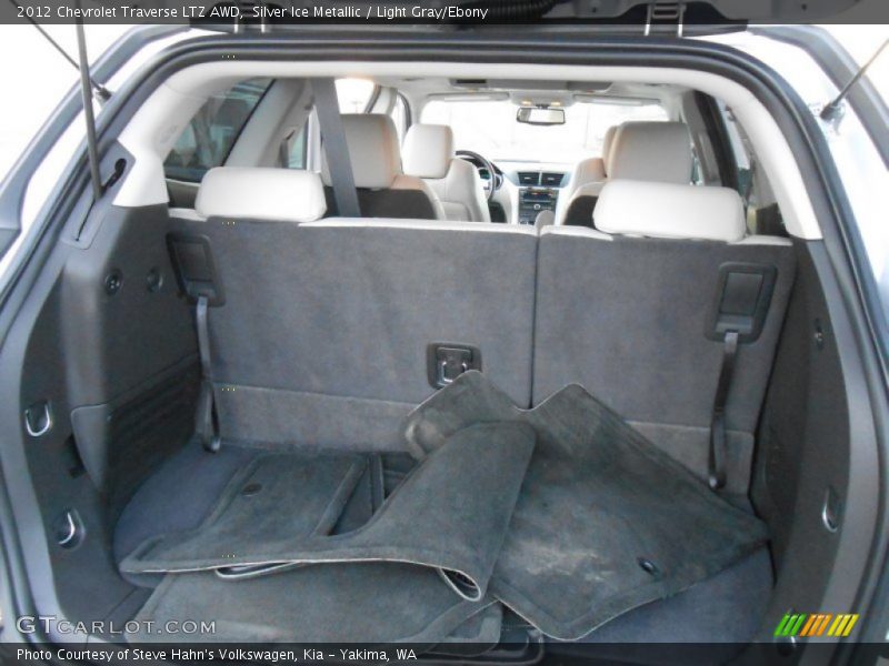  2012 Traverse LTZ AWD Trunk