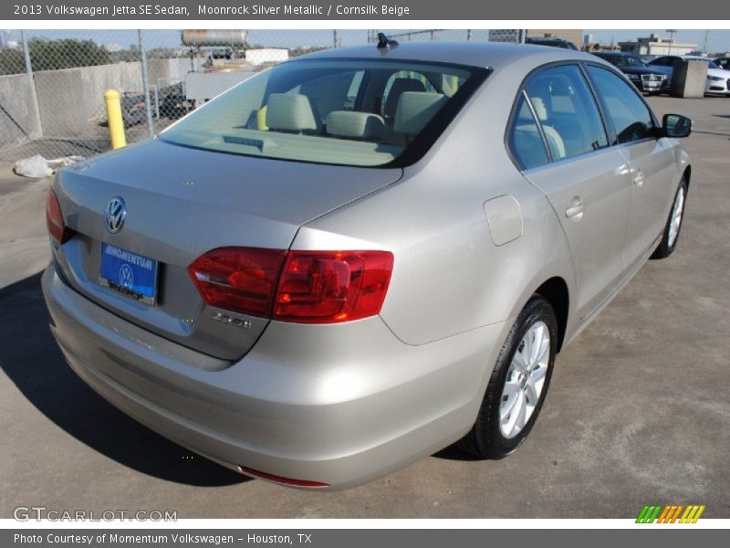 Moonrock Silver Metallic / Cornsilk Beige 2013 Volkswagen Jetta SE Sedan