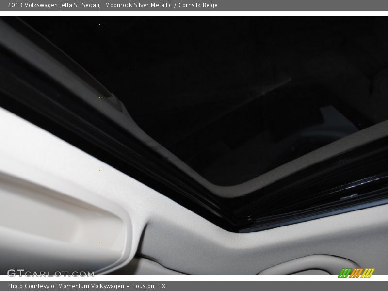 Moonrock Silver Metallic / Cornsilk Beige 2013 Volkswagen Jetta SE Sedan