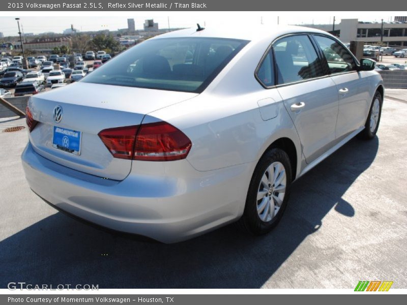 Reflex Silver Metallic / Titan Black 2013 Volkswagen Passat 2.5L S