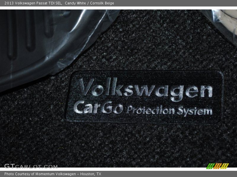 Candy White / Cornsilk Beige 2013 Volkswagen Passat TDI SEL