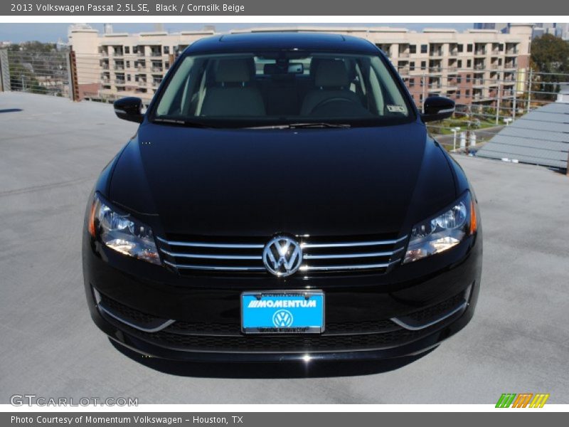 Black / Cornsilk Beige 2013 Volkswagen Passat 2.5L SE