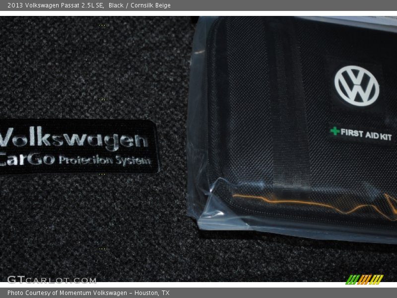 Black / Cornsilk Beige 2013 Volkswagen Passat 2.5L SE