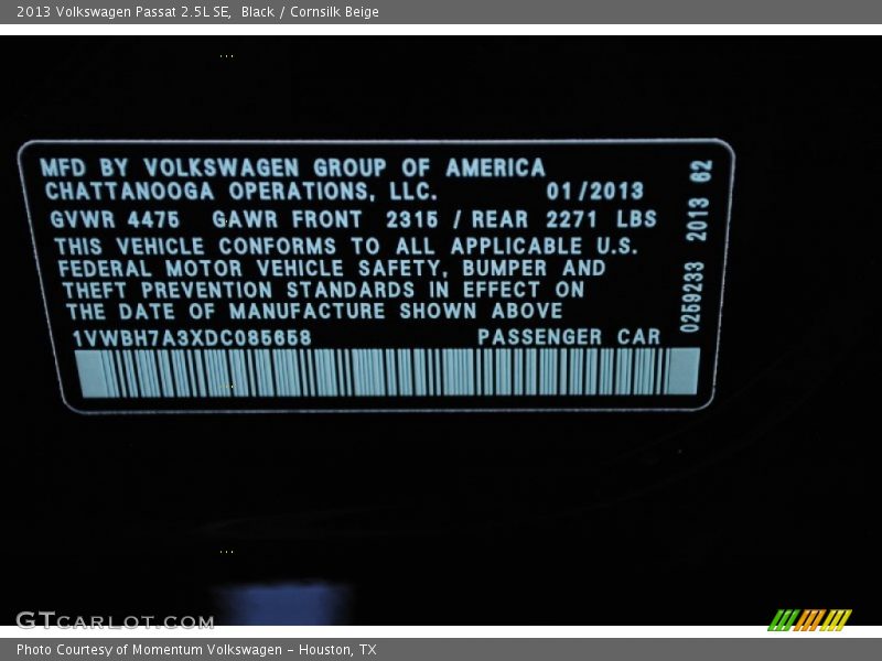 Black / Cornsilk Beige 2013 Volkswagen Passat 2.5L SE