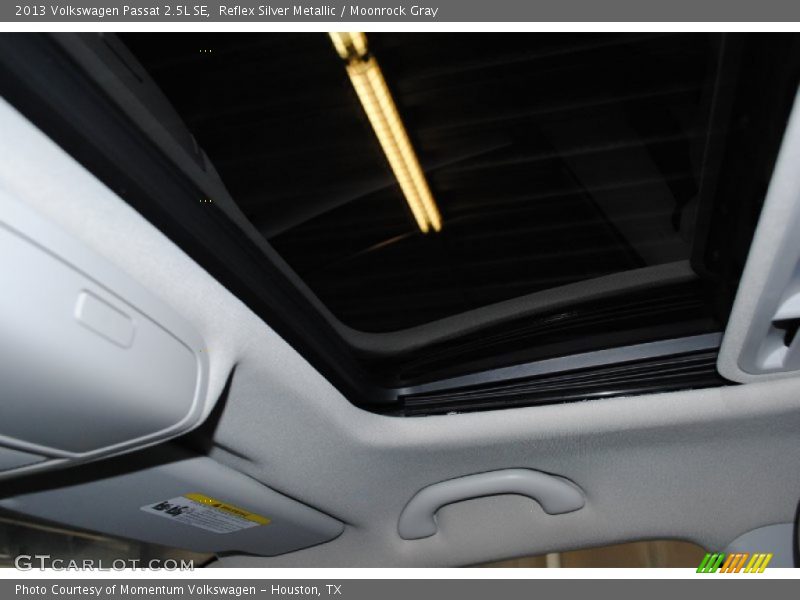 Reflex Silver Metallic / Moonrock Gray 2013 Volkswagen Passat 2.5L SE