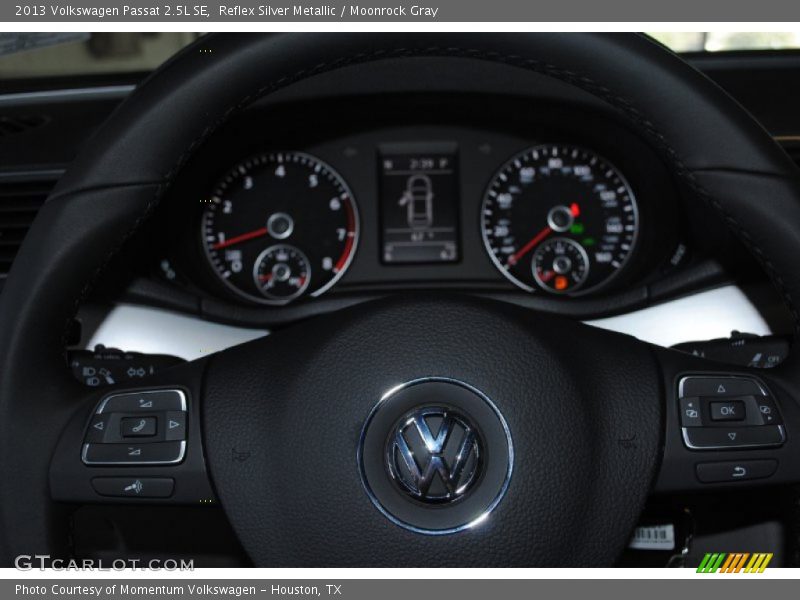 Reflex Silver Metallic / Moonrock Gray 2013 Volkswagen Passat 2.5L SE