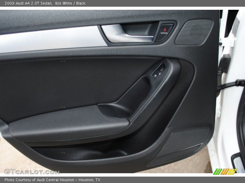 Ibis White / Black 2009 Audi A4 2.0T Sedan