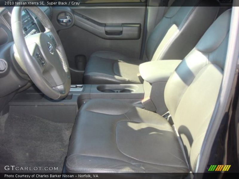  2010 Xterra SE Gray Interior