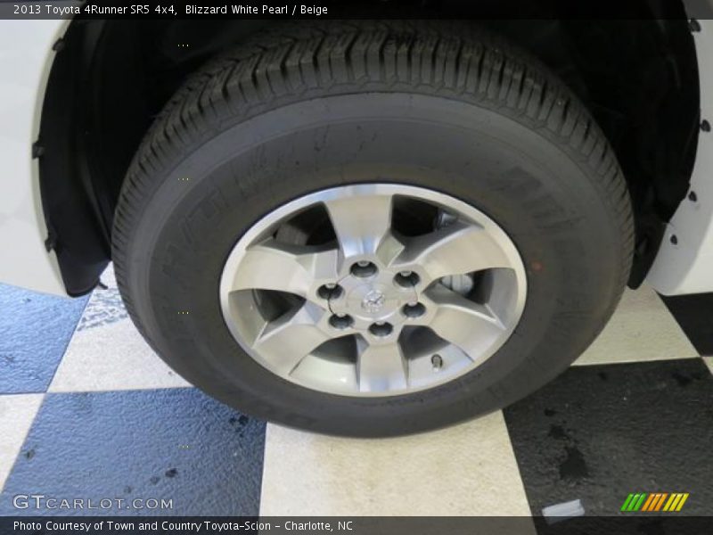Blizzard White Pearl / Beige 2013 Toyota 4Runner SR5 4x4