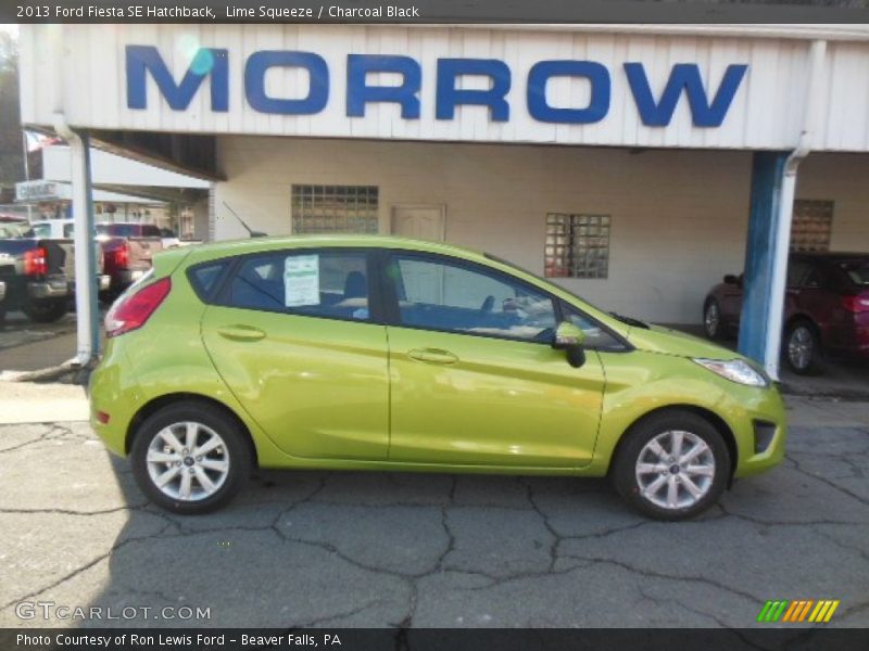 Lime Squeeze / Charcoal Black 2013 Ford Fiesta SE Hatchback