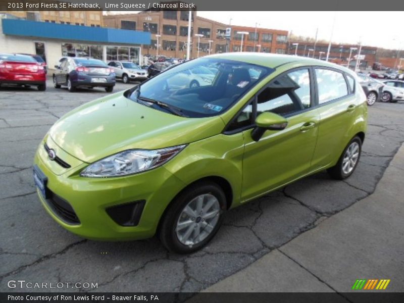 Lime Squeeze / Charcoal Black 2013 Ford Fiesta SE Hatchback