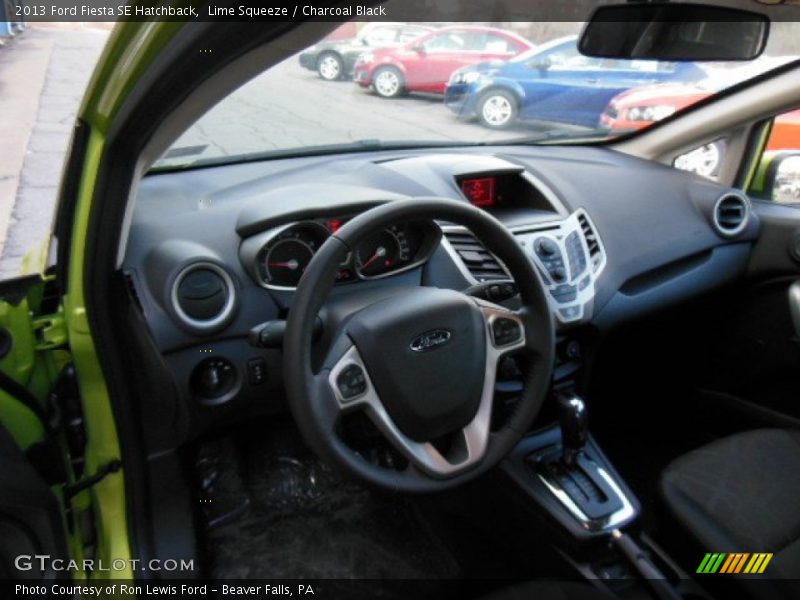 Lime Squeeze / Charcoal Black 2013 Ford Fiesta SE Hatchback