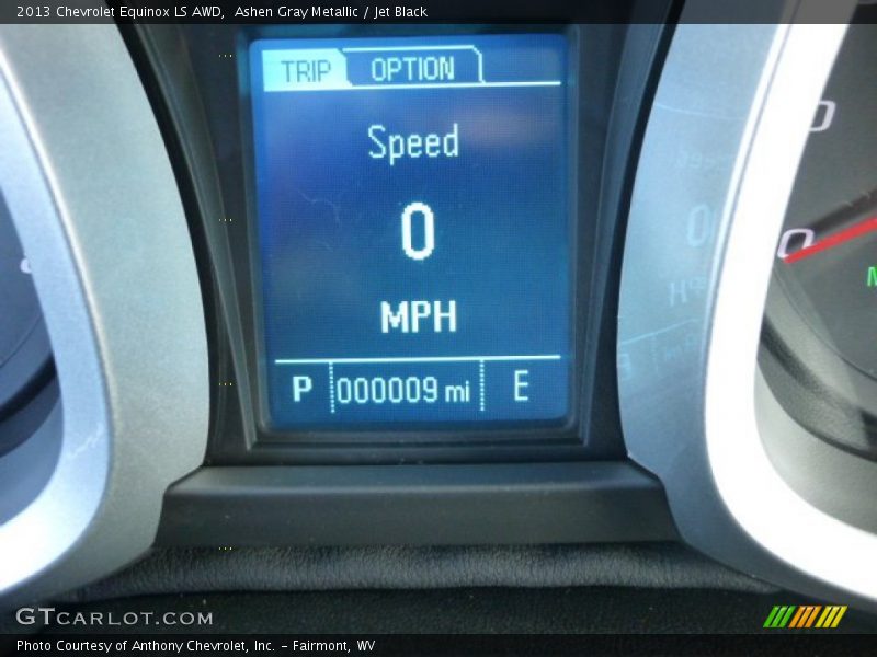Ashen Gray Metallic / Jet Black 2013 Chevrolet Equinox LS AWD