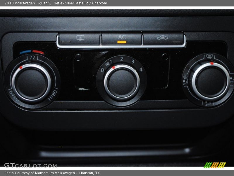 Reflex Silver Metallic / Charcoal 2010 Volkswagen Tiguan S