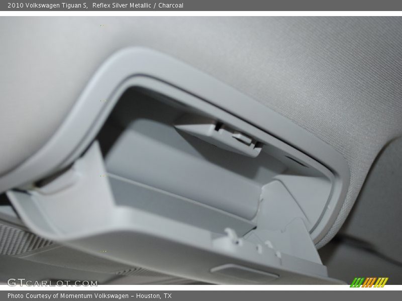 Reflex Silver Metallic / Charcoal 2010 Volkswagen Tiguan S