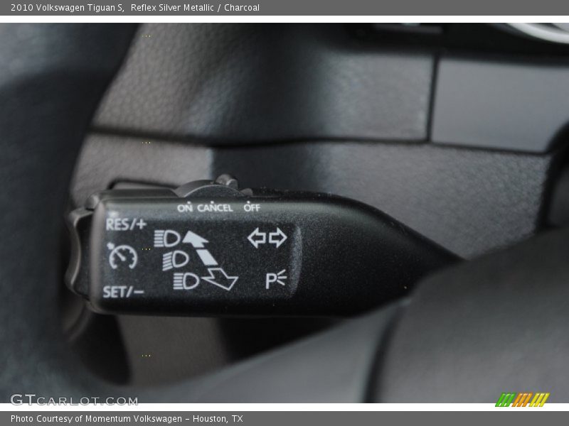 Reflex Silver Metallic / Charcoal 2010 Volkswagen Tiguan S