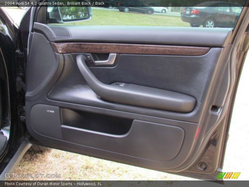 Brilliant Black / Black 2004 Audi S4 4.2 quattro Sedan