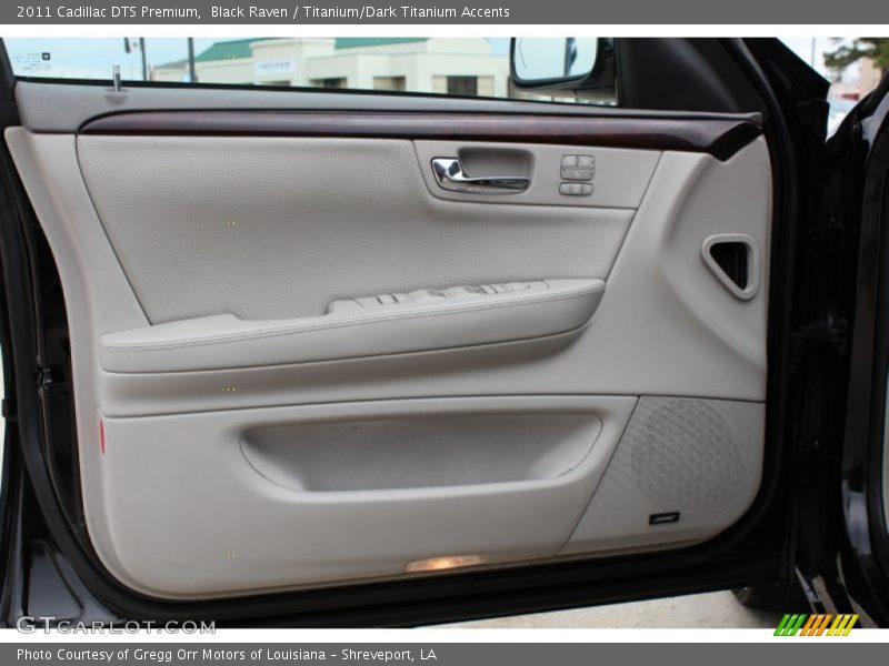Black Raven / Titanium/Dark Titanium Accents 2011 Cadillac DTS Premium