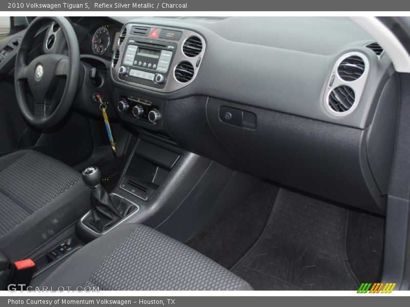 Reflex Silver Metallic / Charcoal 2010 Volkswagen Tiguan S
