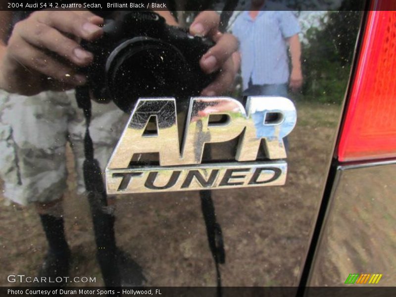 Brilliant Black / Black 2004 Audi S4 4.2 quattro Sedan