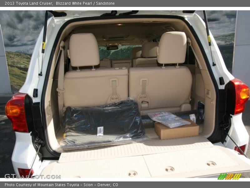 Blizzard White Pearl / Sandstone 2013 Toyota Land Cruiser