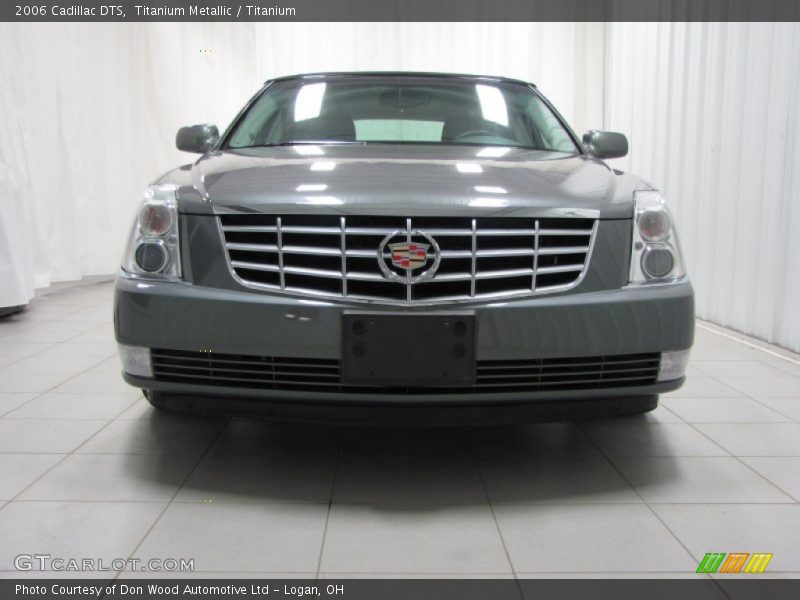 Titanium Metallic / Titanium 2006 Cadillac DTS